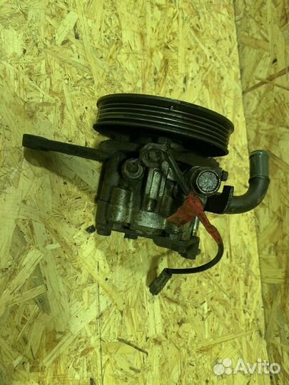 Насос гура Mazda 626 GE