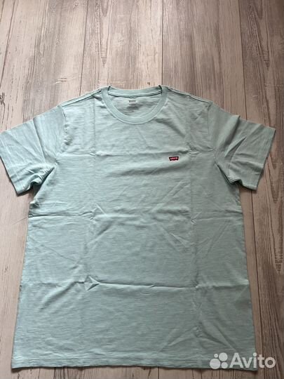 Футболка levis новая