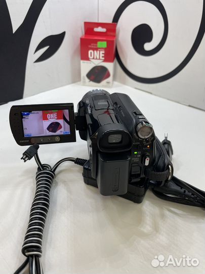 Видеокамера Sony HDR-SR8E