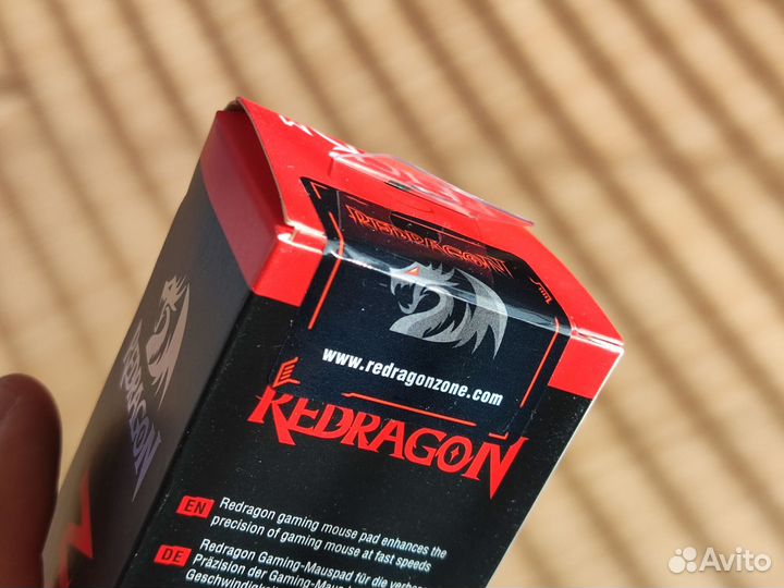 Новые коврики для мыши Redragon Flick M