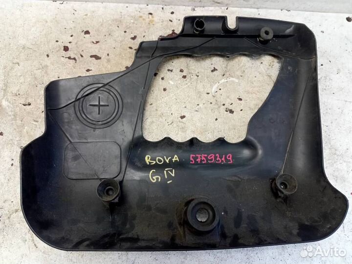 Накладка моторного отсека