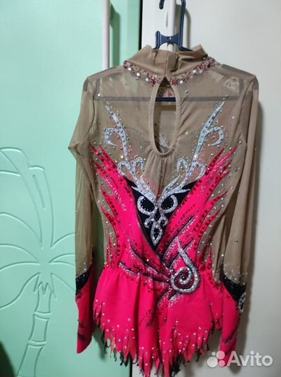 Продам купальник