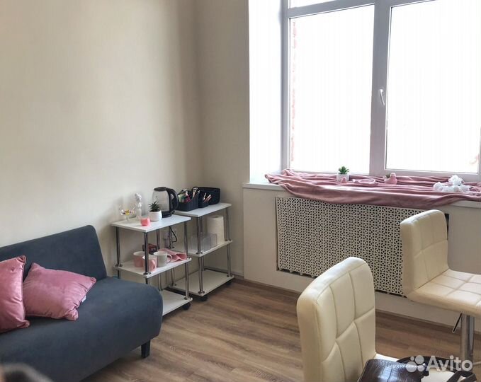 Мебель для салона красоты бу