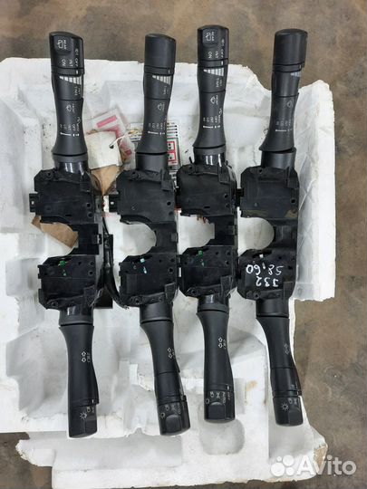 Переключатель поворота Nissan