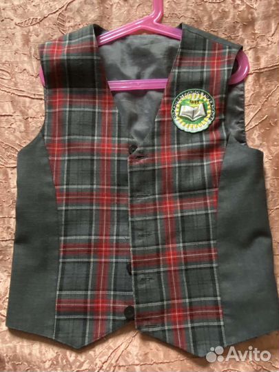 Форма жилетка школьная размер 134-146 Школа 85