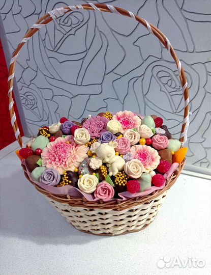 Корзины/коробки с сладостями ручной работы