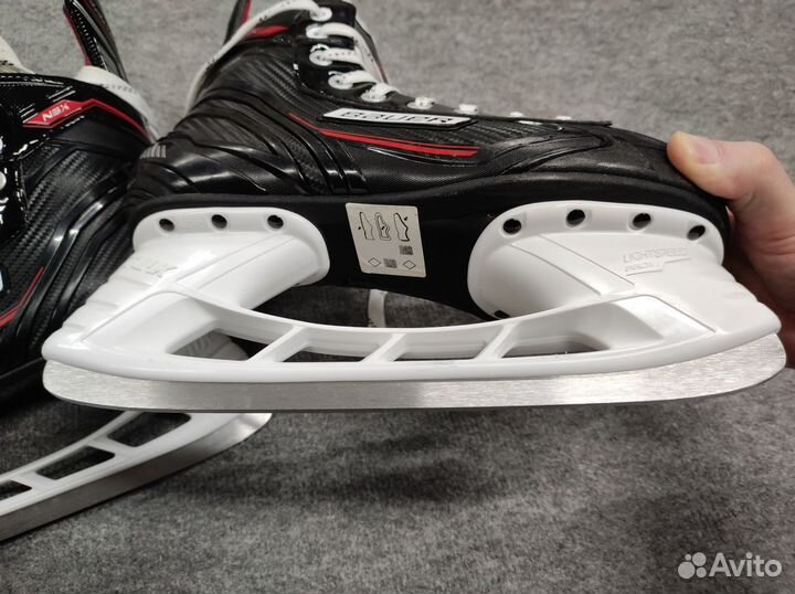 Хоккейные коньки Bauer