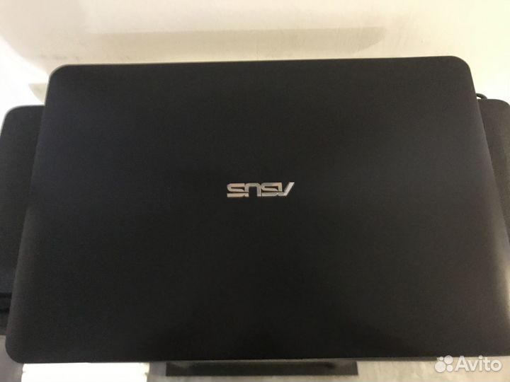 ASU’s X555D A10 8700/8/SSD250/R6 M340DX