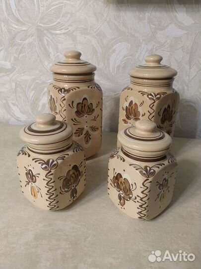 Набор банок. Керамика. Вазы