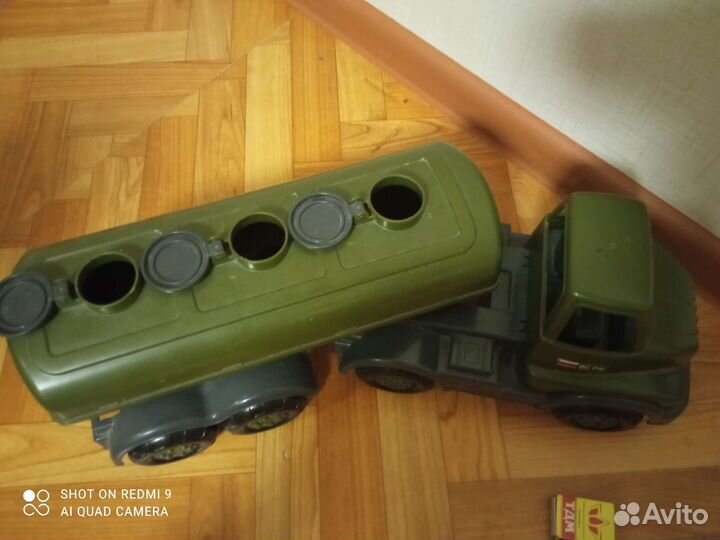 Игрушки (автомобили)