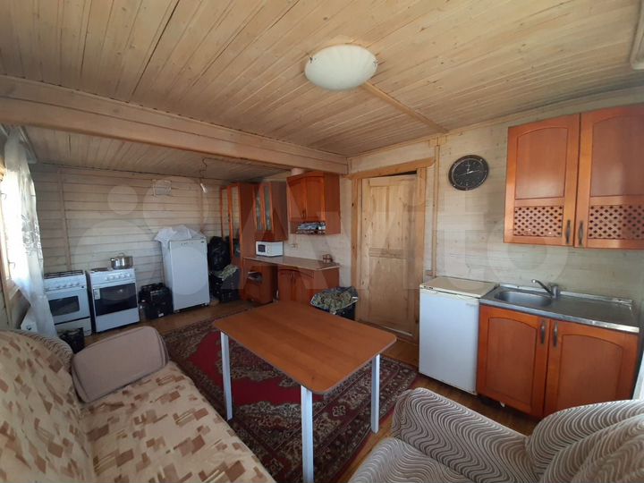 Дом 80 м² на участке 8,3 сот.