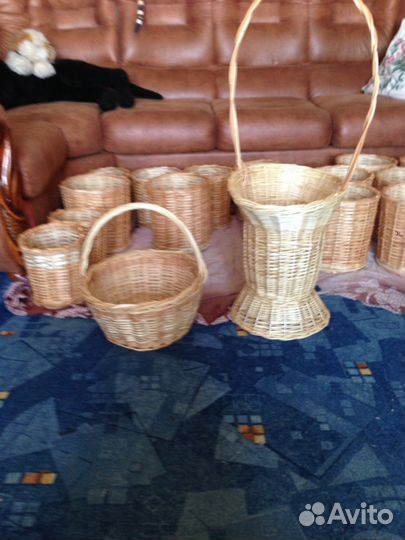 Плетеные корзины для цветов и для других целей