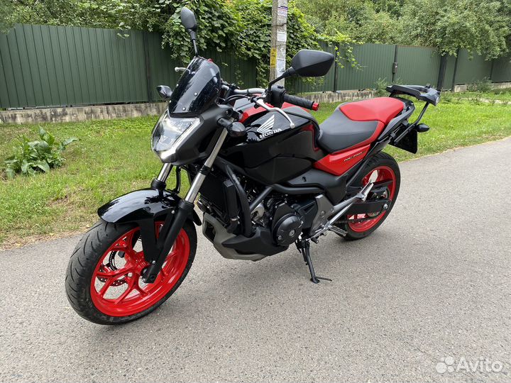 Honda NC 750S 2016
