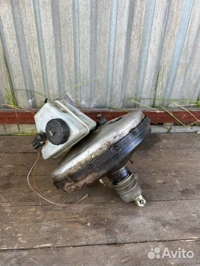 Вакуумный усилитель тормозов Mercedes-Benz E W210