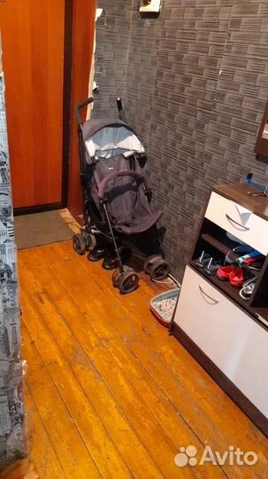 Прогулочная коляска