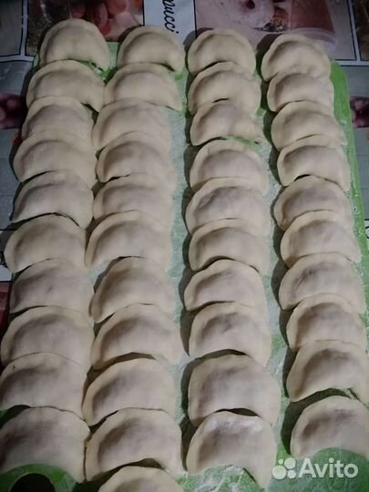 Манты, пельмени, вареники домашние ручной лепки