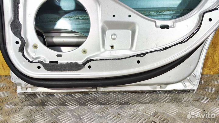 Дверь задняя правая Mercedes C W203 2002 Б\У