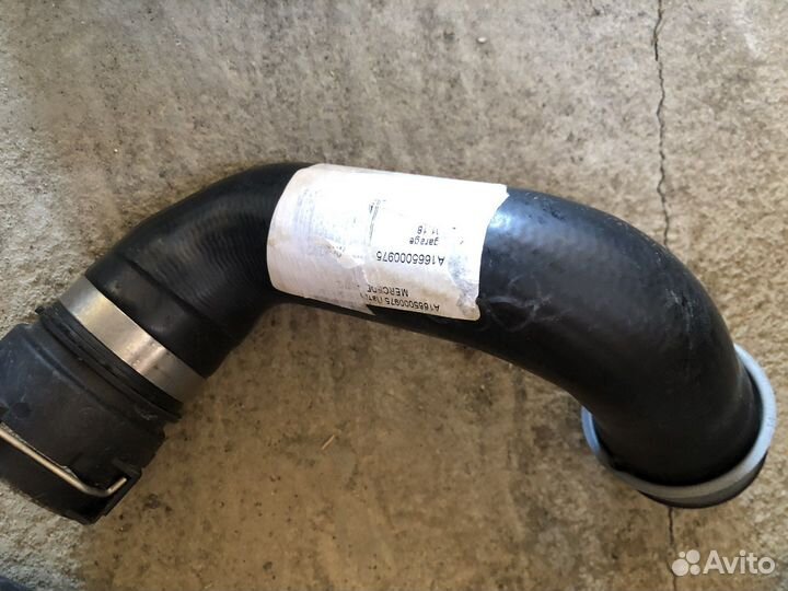 Патрубка на Mersedes Benz 166 ML GLE