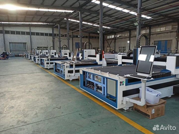 Станок для резки металла 2000W MetalTec 1530B