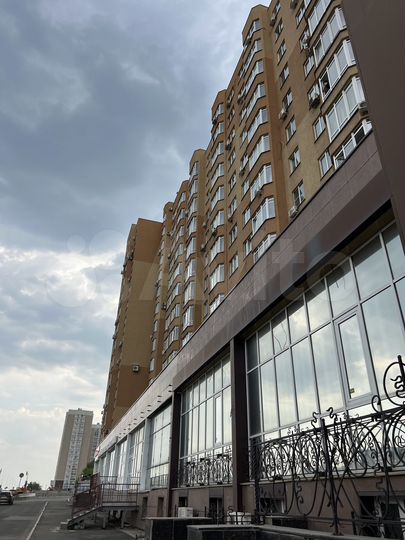 4-к. квартира, 129 м², 14/14 эт.