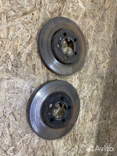 Диск тормозной передний Skoda Fabia 2 00-21