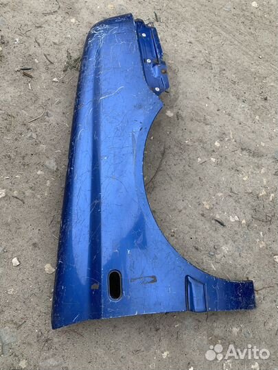 Крыло правое Гольф 3 кабриолет разборка