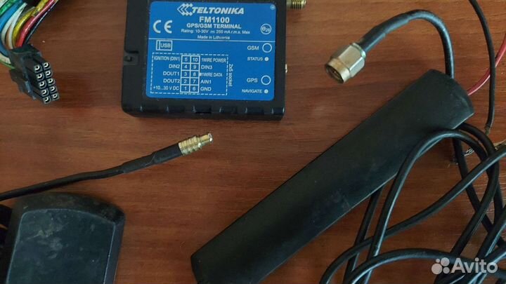 GPS GSM трекер teltonika FM 1100