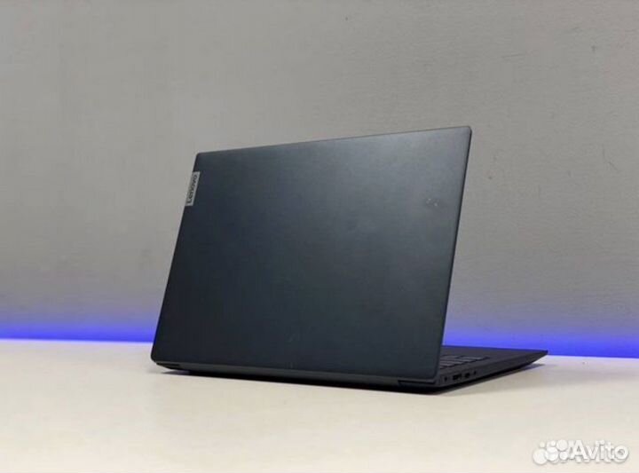 Мощный ноут 14 IPS Core i5 10th 8G озу