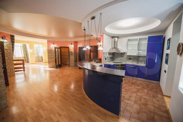 4-к. квартира, 163,5 м², 1/9 эт.