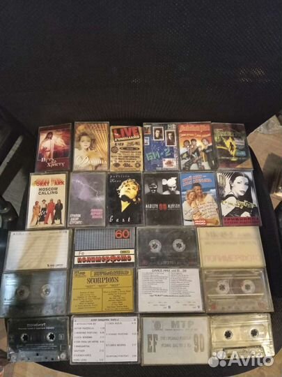 Аудиокассеты. 159 штук