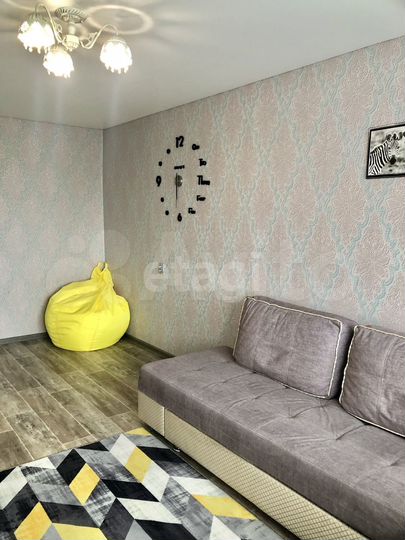 2-к. квартира, 47 м², 3/5 эт.