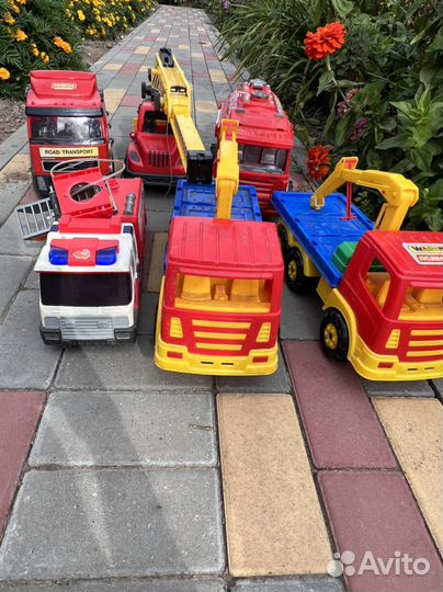 Большой грузовик игрушка