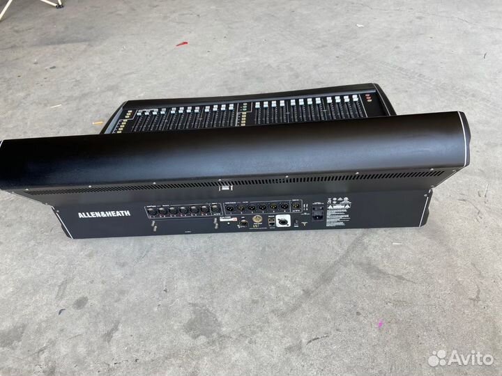 Allen Heath Dlive C3500 + CDM32