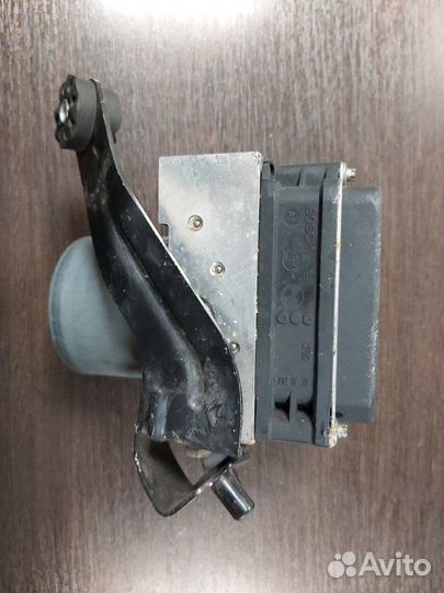 Блок ABS Bmw 650I E63 N62N 4.8 2007