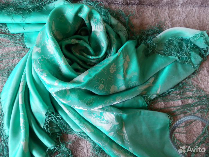 Шаль шелковая
