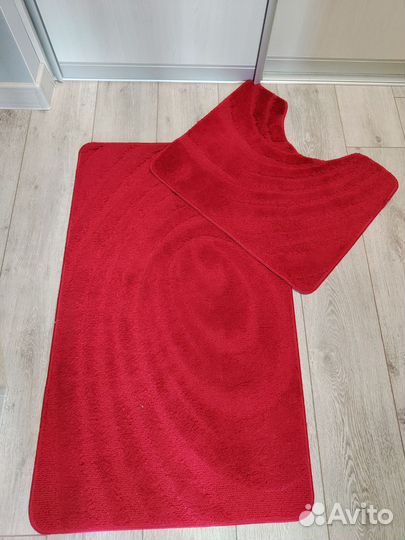 Коврик для ванной и туалета