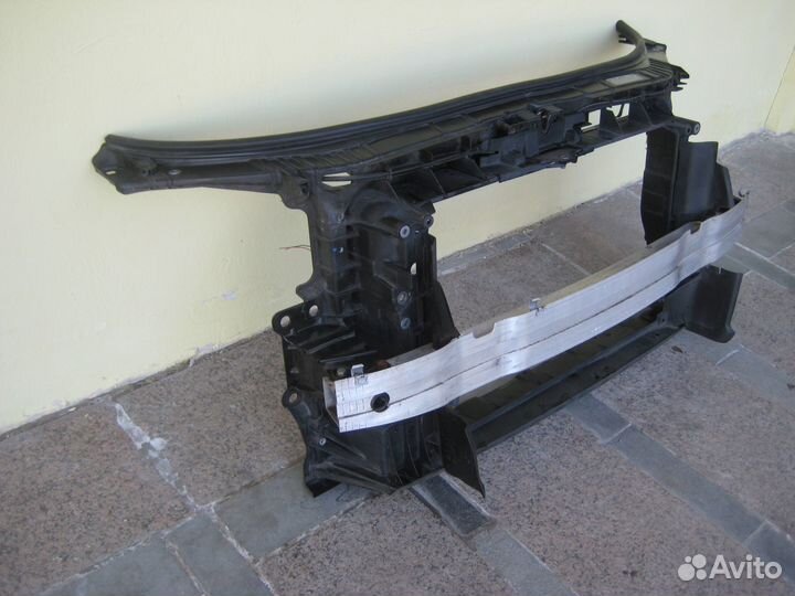 Панель передняя телевизор Audi A3 8P 2й рестайлинг