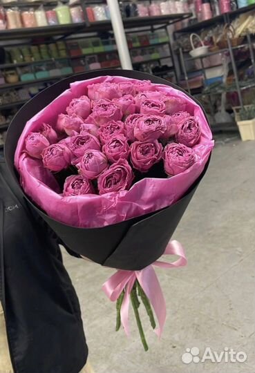 Букет пионовидные розы