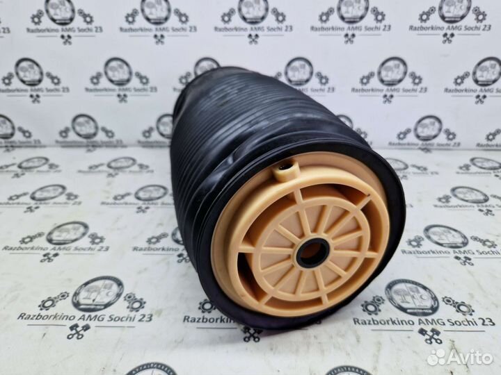 Задний правый пневмобаллон для Mercedes W212