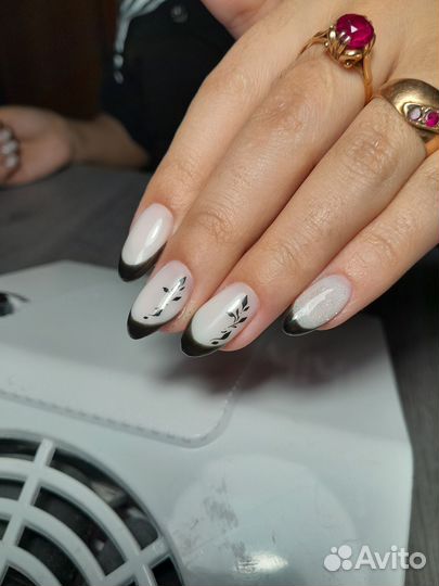 Маникюр на дому