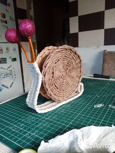 Плетение из бумажной лозы