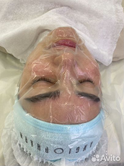 Косметолог чистка лица, массаж лица