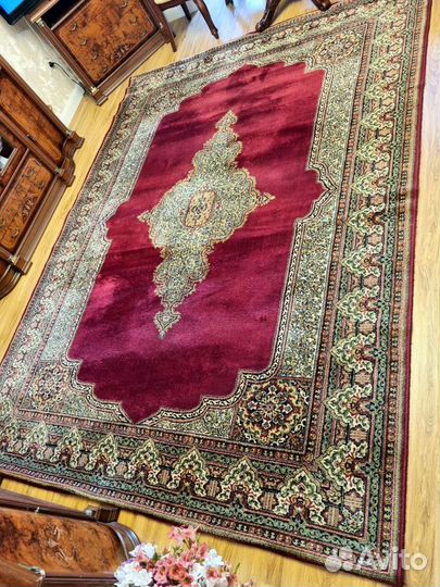 Ковер шиповник шерстяной 2.5 на 3.5 бу