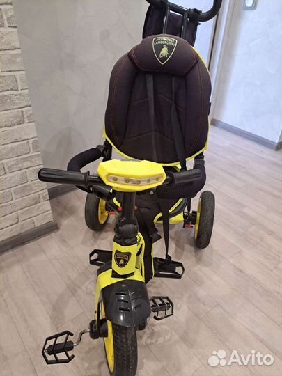 Детский трехколесный велосипед