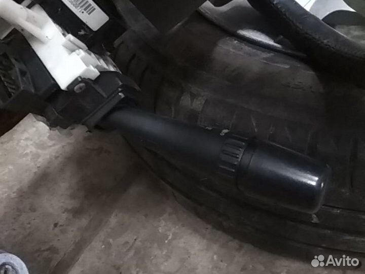 Переключатель подрулевой,стрекоза Санта фе классик