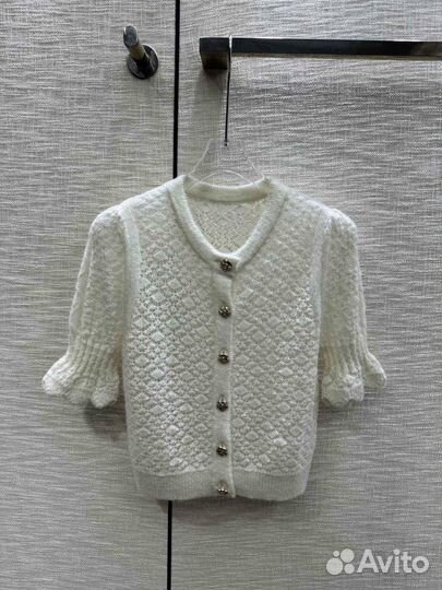 Белая вязаная кофта Chanel