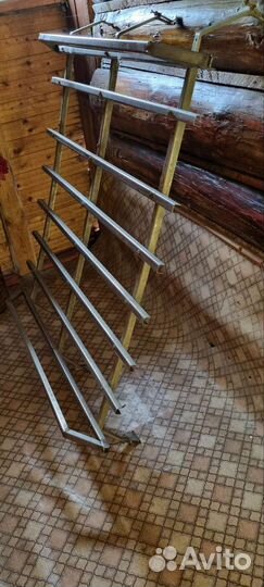 Багажник для автомобиля из титана