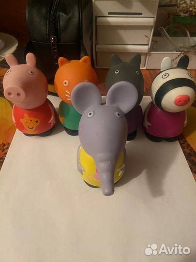Набор игрушку из мультфильма свинка пеппа