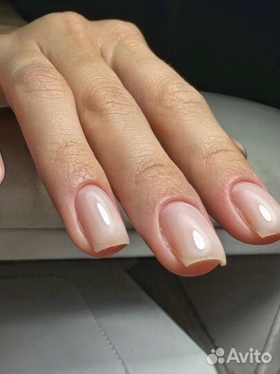 Маникюр с покрытием гель-лаком