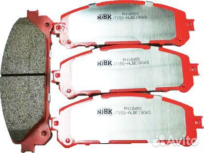 Тормозные колодки передние Toyota Highlander III